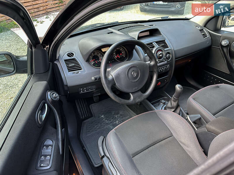 Универсал Renault Megane 2007 в Бродах фото 60 Универсал Renault Megane 2007 в Бродах