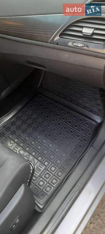 Универсал Renault Megane 2010 в Калуше фото 13 Универсал Renault Megane 2010 в Калуше