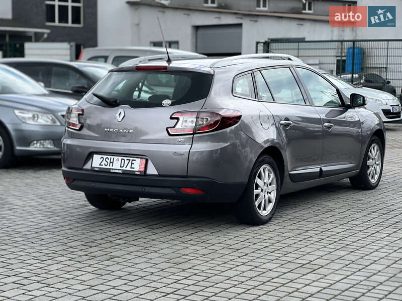 Универсал Renault Megane 2010 в Староконстантинове