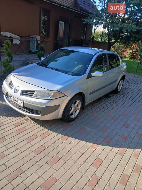 Седан Renault Megane 2007 в Вараші