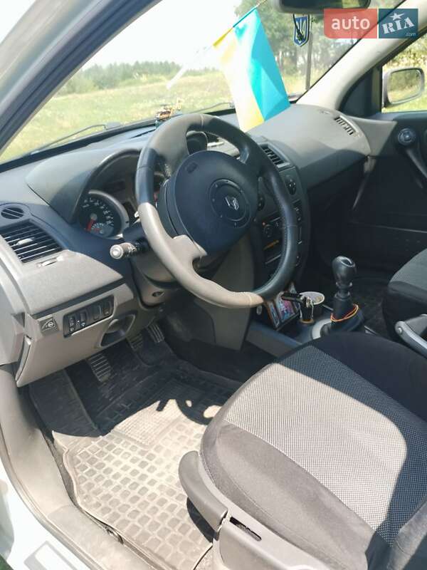 Хетчбек Renault Megane 2003 в Вишнівці фото 15 Хетчбек Renault Megane 2003 в Вишнівці