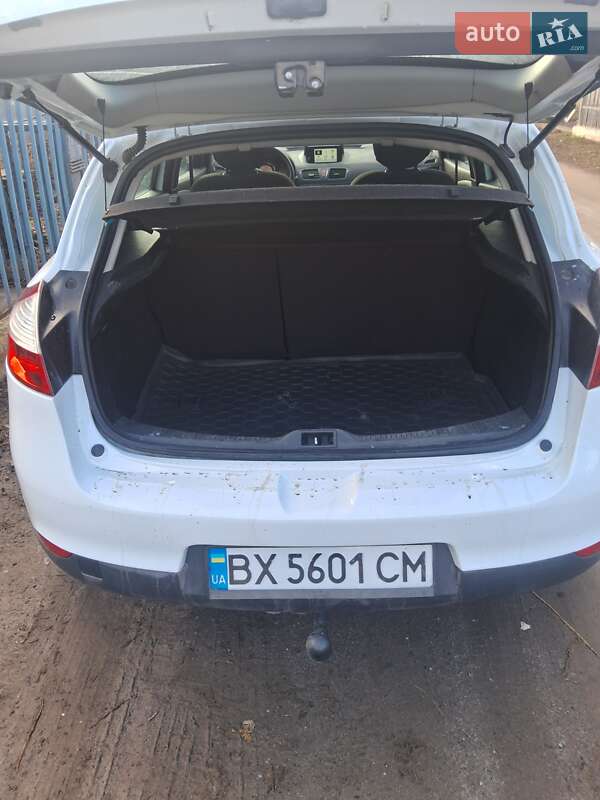 Хэтчбек Renault Megane 2013 в Староконстантинове