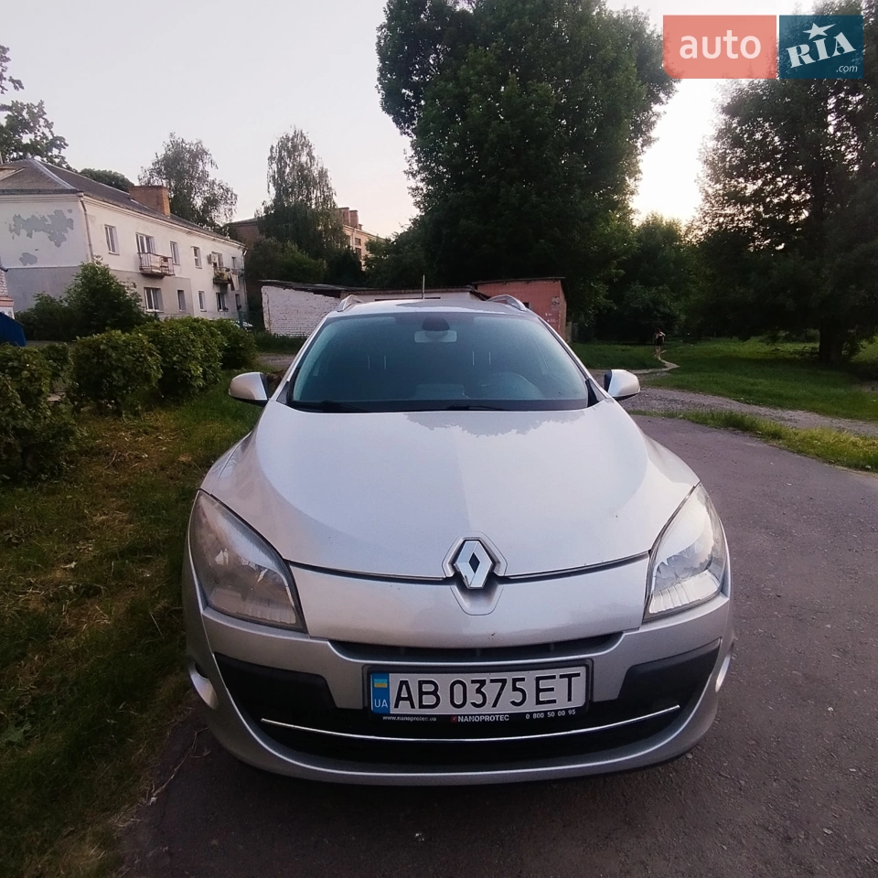2011 Renault Megane - мініатюра 32