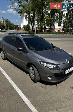 Универсал Renault Megane 2011 в Александровке