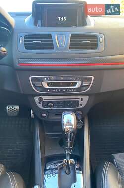 Хэтчбек Renault Megane 2013 в 