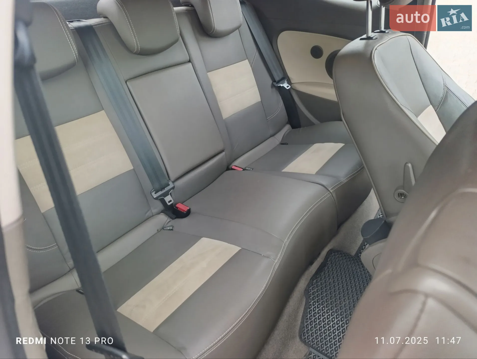 2013 Renault Megane - мініатюра 21