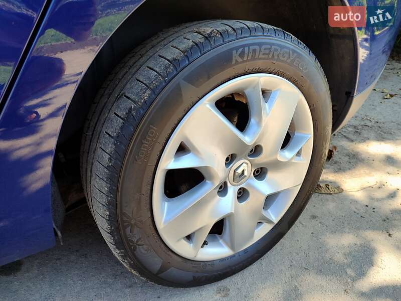 Універсал Renault Megane 2012 в Хмельницькому фото 29 Універсал Renault Megane 2012 в Хмельницькому