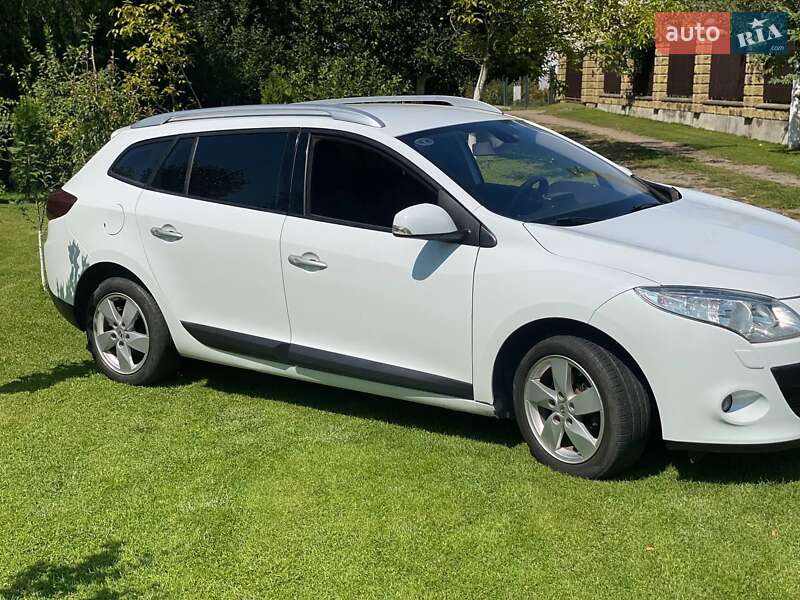Універсал Renault Megane 2011 в Радивиліві фото 8 Універсал Renault Megane 2011 в Радивиліві