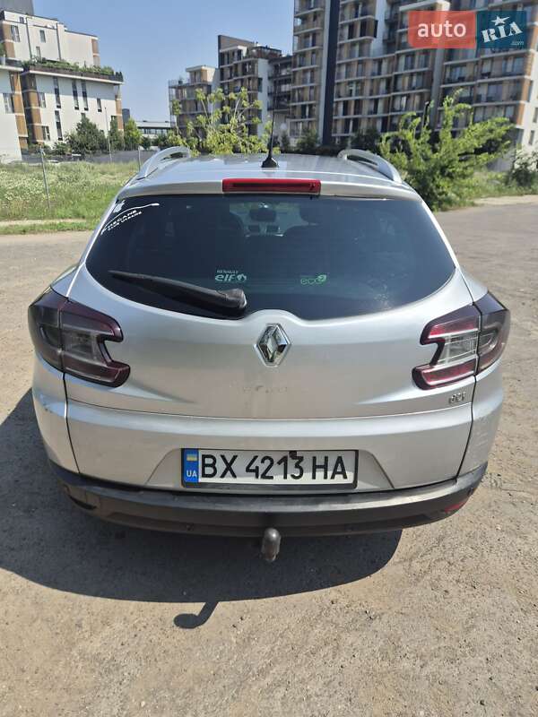 Универсал Renault Megane 2010 в Каменец-Подольском фото 6 Универсал Renault Megane 2010 в Каменец-Подольском