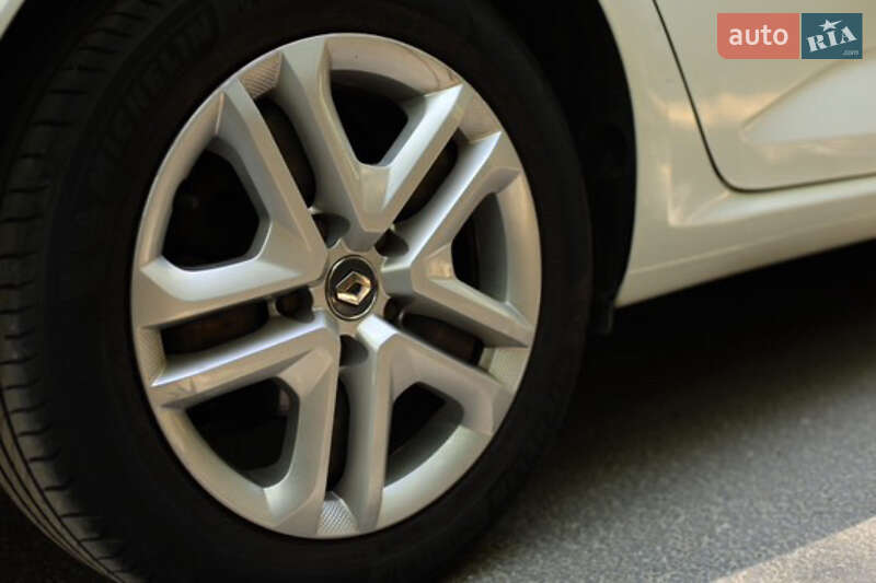 Хэтчбек Renault Megane 2016 в Вышгороде фото 9 Хэтчбек Renault Megane 2016 в Вышгороде