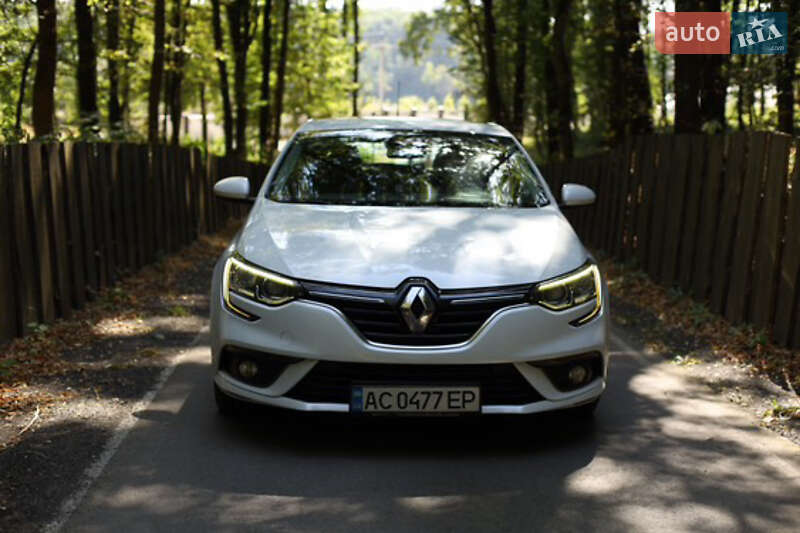 Хэтчбек Renault Megane 2016 в Вышгороде фото 3 Хэтчбек Renault Megane 2016 в Вышгороде