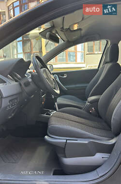 Хэтчбек Renault Megane 2007 в 