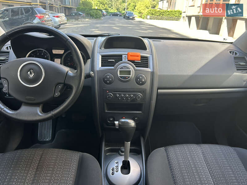 Хэтчбек Renault Megane 2007 в Ивано-Франковске фото 16 Хэтчбек Renault Megane 2007 в Ивано-Франковске