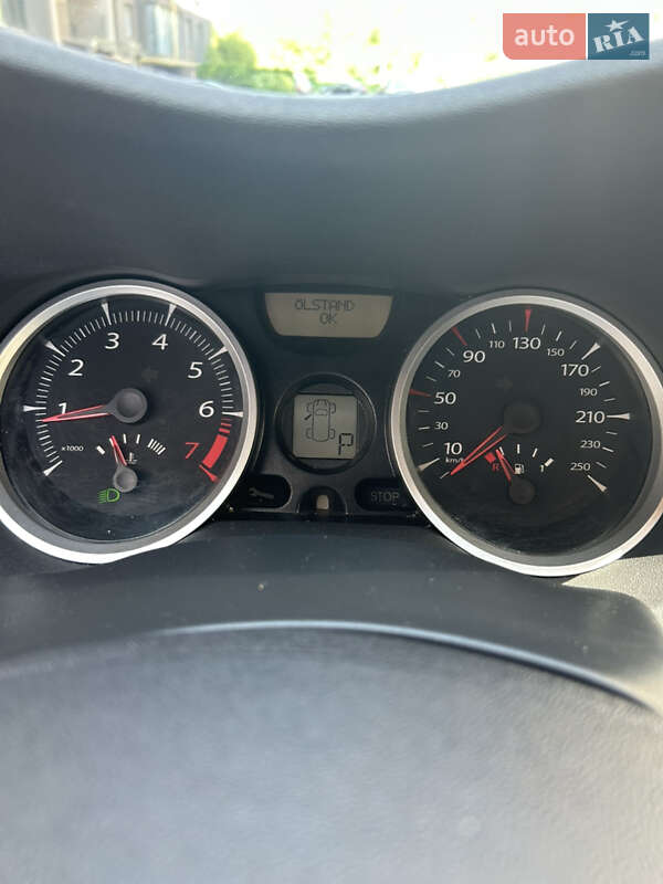 Хэтчбек Renault Megane 2007 в Ивано-Франковске фото 24 Хэтчбек Renault Megane 2007 в Ивано-Франковске