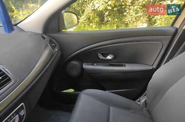 Универсал Renault Megane 2010 в 