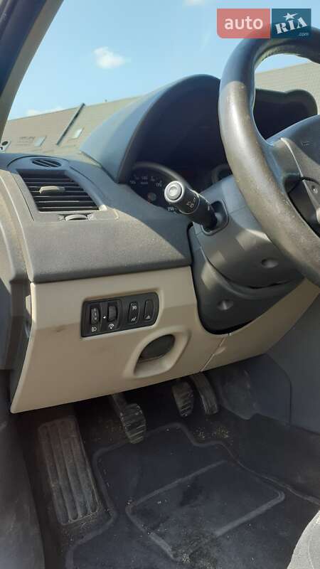 Універсал Renault Megane 2003 в Львові фото 7 Універсал Renault Megane 2003 в Львові