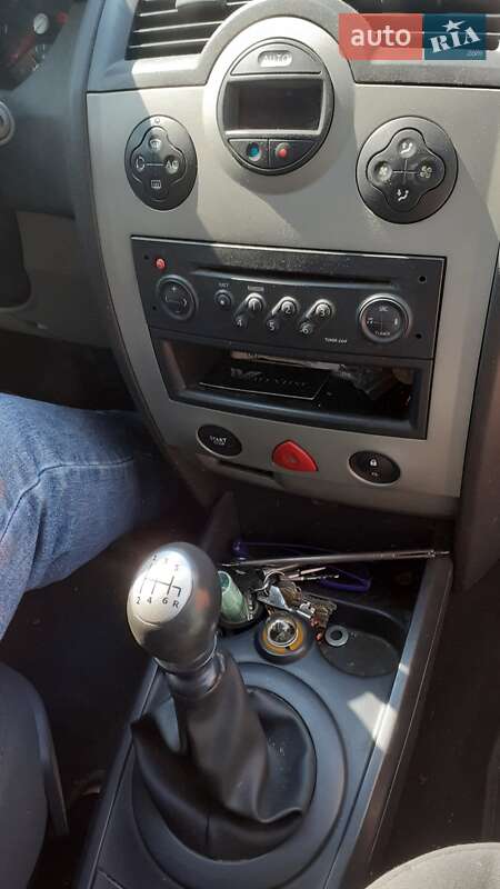 Універсал Renault Megane 2003 в Львові фото 9 Універсал Renault Megane 2003 в Львові