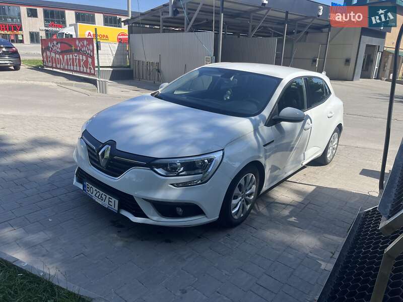 Хэтчбек Renault Megane 2017 в Тернополе
