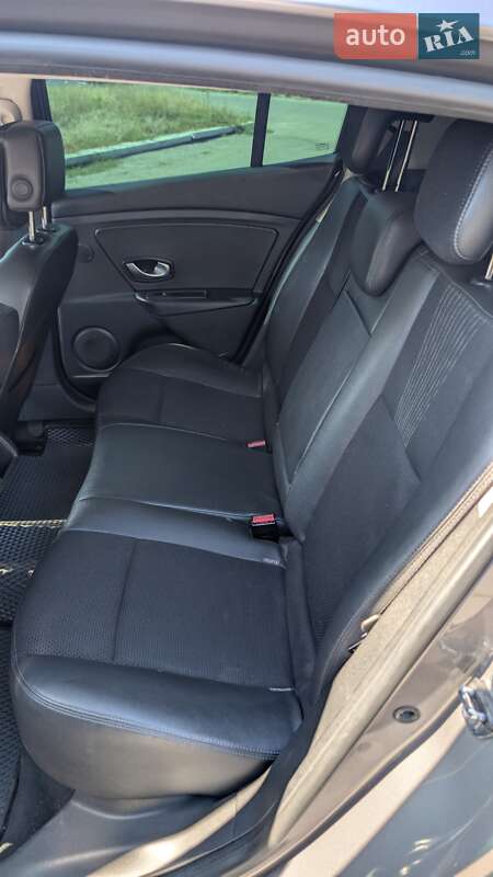 Хетчбек Renault Megane 2009 в Дніпрі