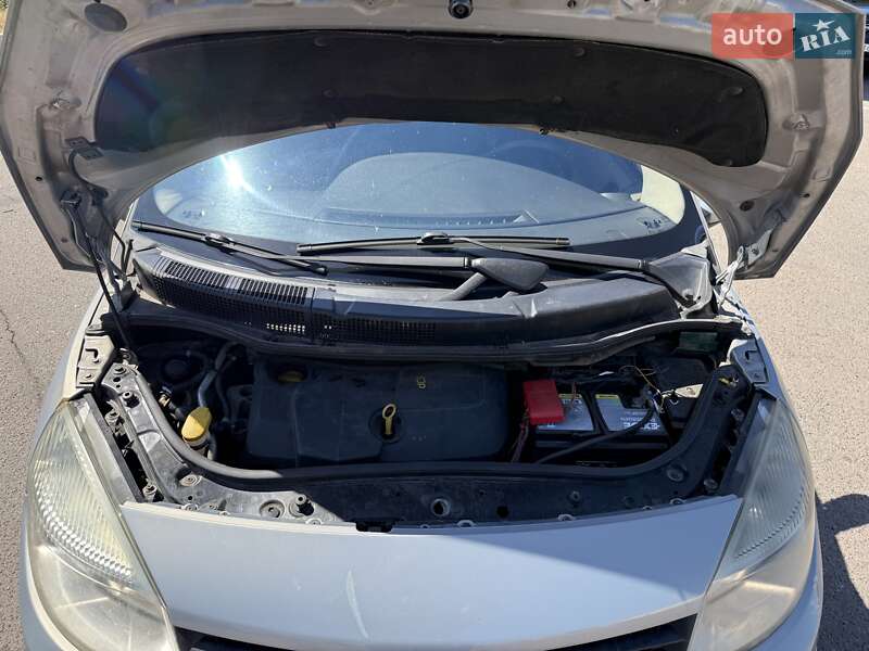 Універсал Renault Megane 2004 в Миколаєві