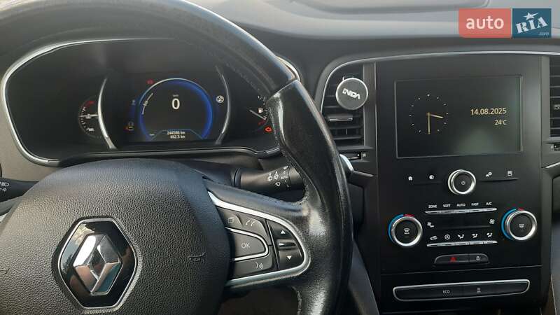 Хэтчбек Renault Megane 2016 в Полтаве