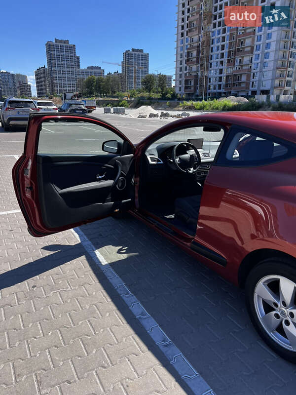 Купе Renault Megane 2011 в Києві