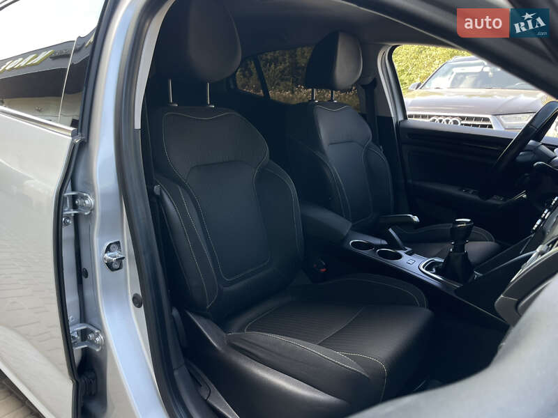 Хэтчбек Renault Megane 2016 в Бердичеве фото 34 Хэтчбек Renault Megane 2016 в Бердичеве
