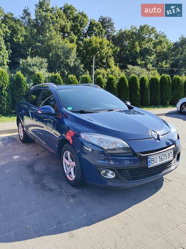 Універсал Renault Megane 2012 в Новояворівську