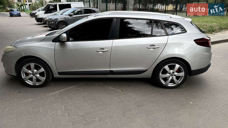 Универсал Renault Megane 2010 в Львове фото 2 Универсал Renault Megane 2010 в Львове