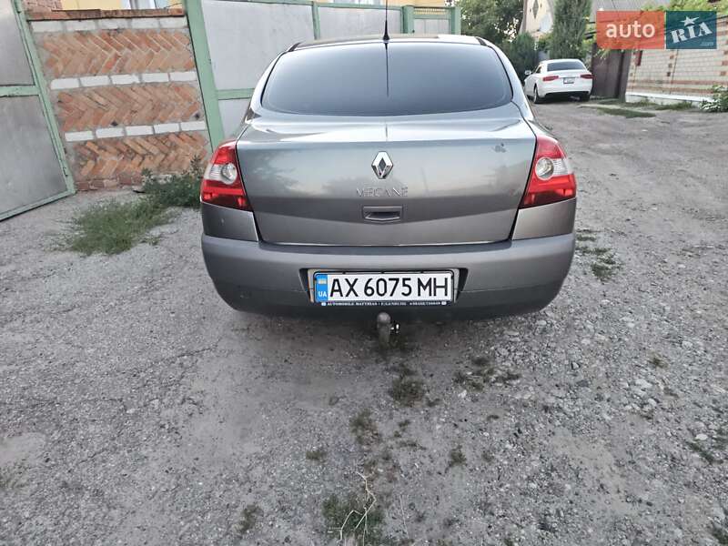 Седан Renault Megane 2003 в Богодухове