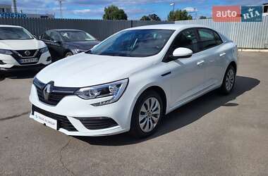 Седан Renault Megane 2018 в Киеве