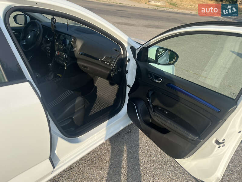 Хетчбек Renault Megane 2016 в Запоріжжі