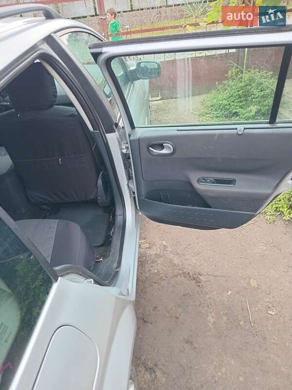 Універсал Renault Megane 2007 в Красилові фото 11 Універсал Renault Megane 2007 в Красилові