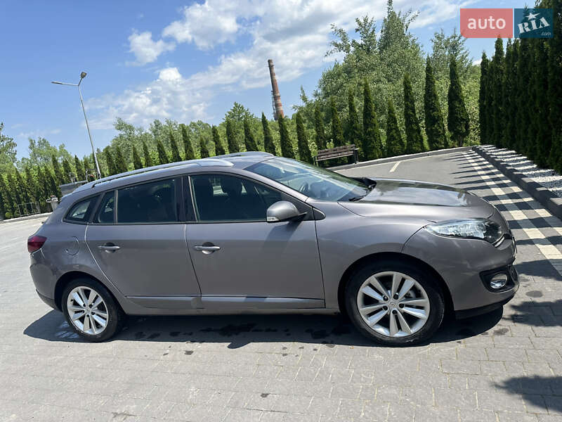 Універсал Renault Megane 2012 в Надвірній