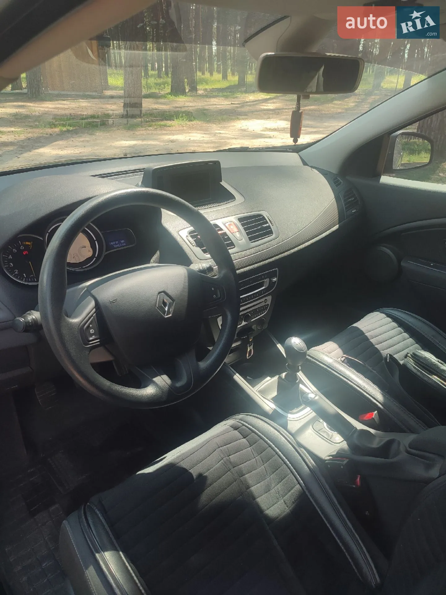 2010 Renault Megane - мініатюра 13