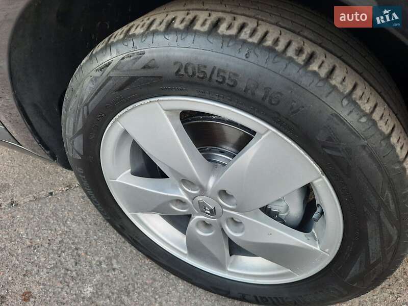 Хэтчбек Renault Megane 2010 в Полтаве