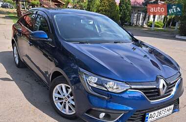 Седан Renault Megane 2017 в Хусте