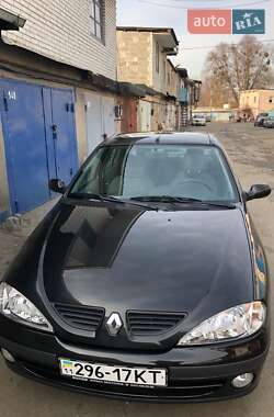 Седан Renault Megane 2003 в Киеве