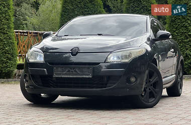 Купе Renault Megane 2012 в Стрию