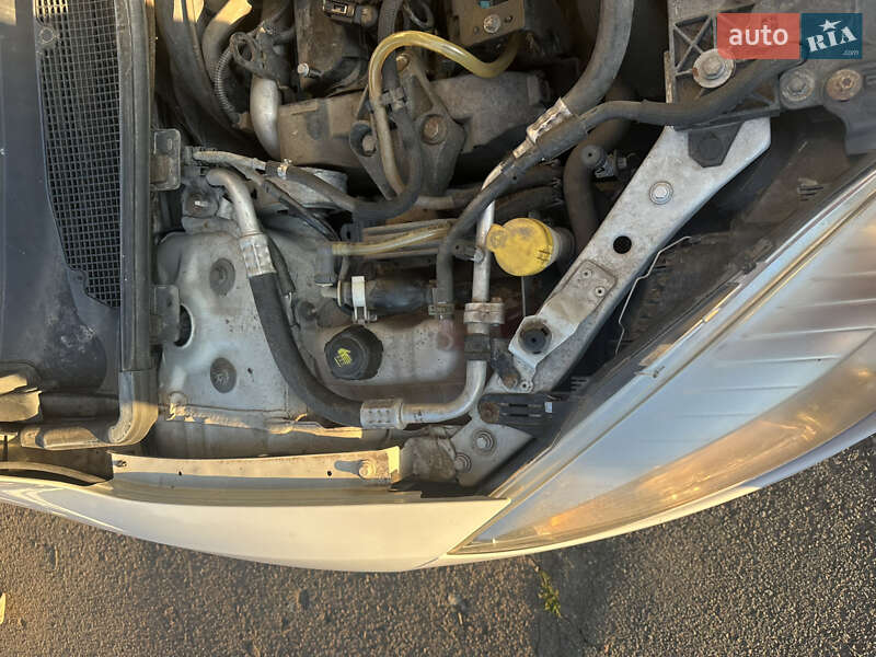 Универсал Renault Megane 2010 в Ровно фото 14 Универсал Renault Megane 2010 в Ровно