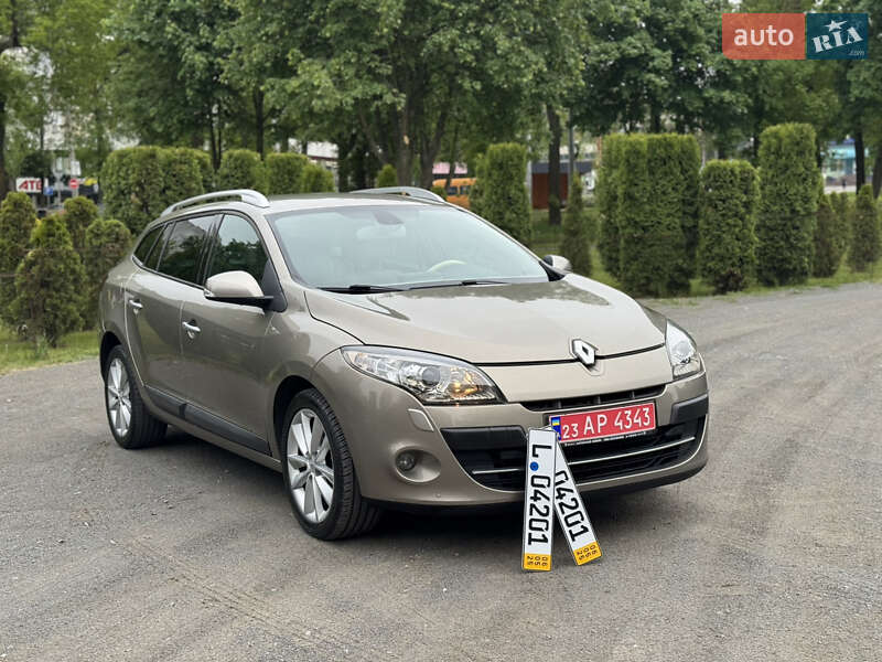 Универсал Renault Megane 2010 в 