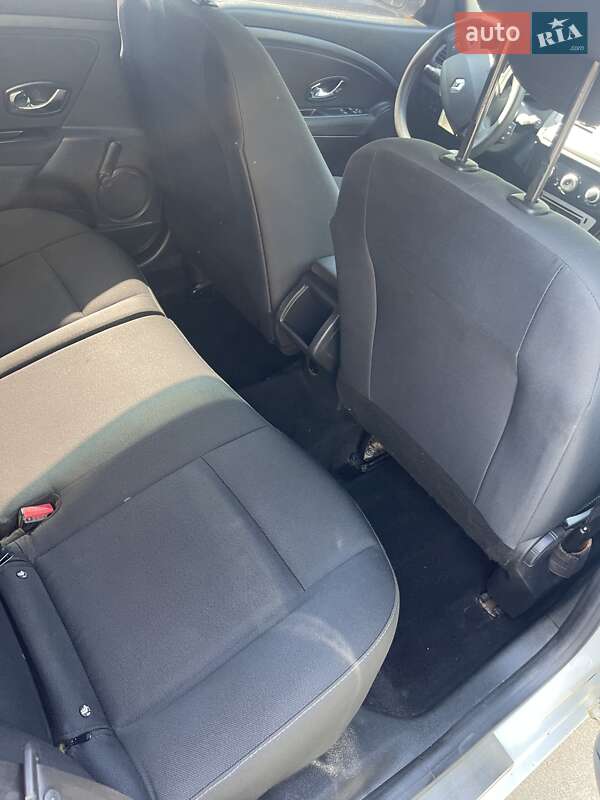 Універсал Renault Megane 2014 в Ірпені