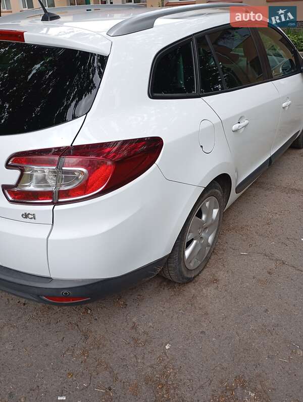 Универсал Renault Megane 2012 в Луцке фото 13 Универсал Renault Megane 2012 в Луцке