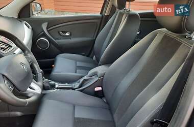 Универсал Renault Megane 2010 в 