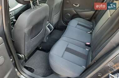 Универсал Renault Megane 2010 в 