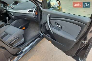 Универсал Renault Megane 2010 в 