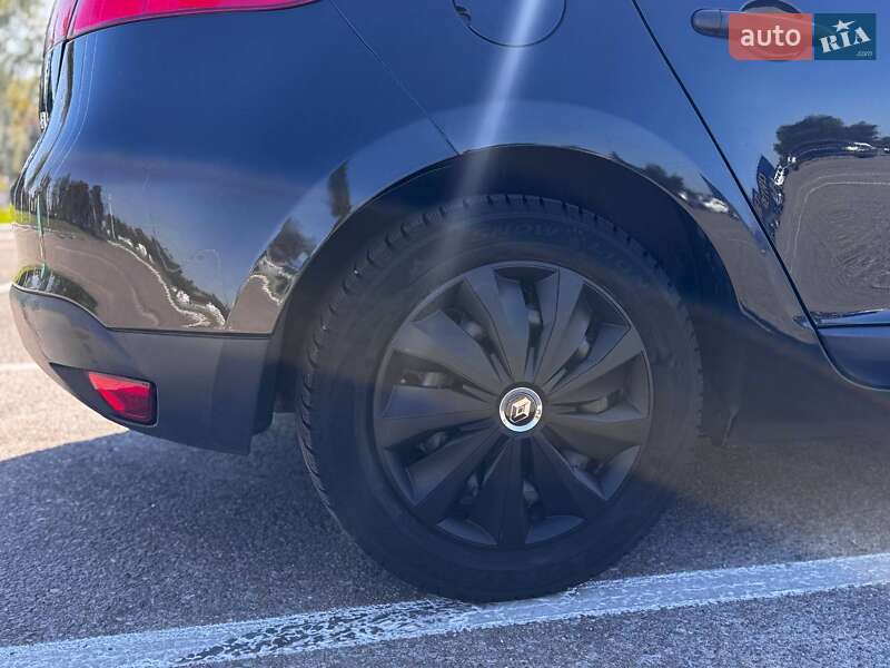 Хэтчбек Renault Megane 2012 в Житомире