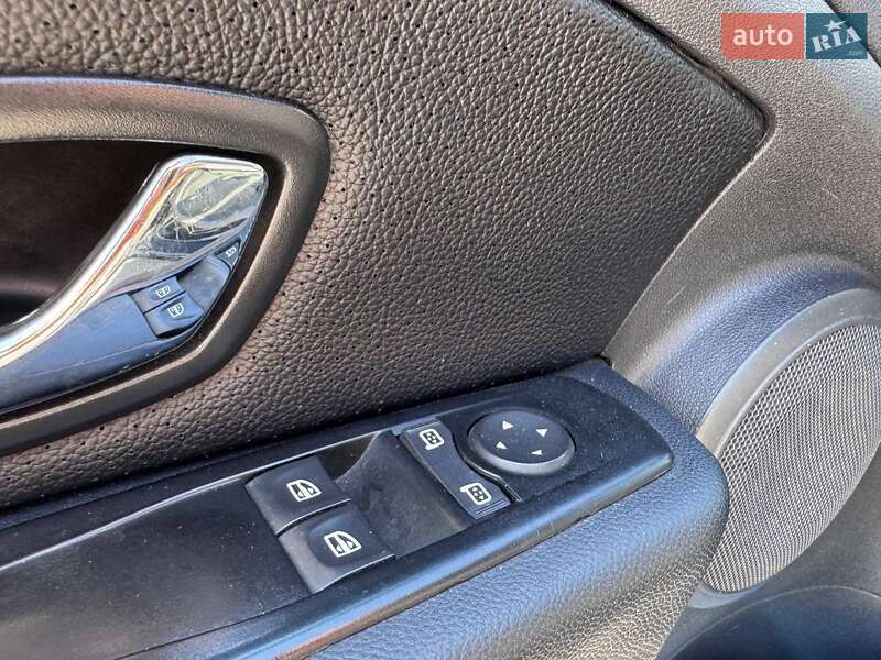 Хэтчбек Renault Megane 2012 в Житомире