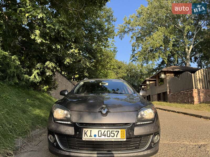 Универсал Renault Megane 2012 в Луцке фото 4 Универсал Renault Megane 2012 в Луцке