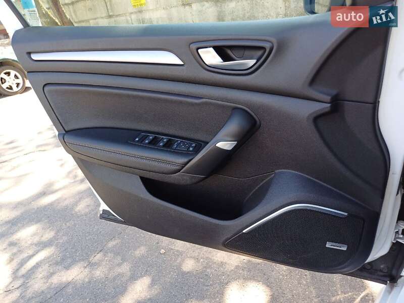 Универсал Renault Megane 2016 в Запорожье фото 16 Универсал Renault Megane 2016 в Запорожье